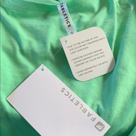 Fabletics Palisades Fuss-Free elegance tee shirt - Picture 4 of 5